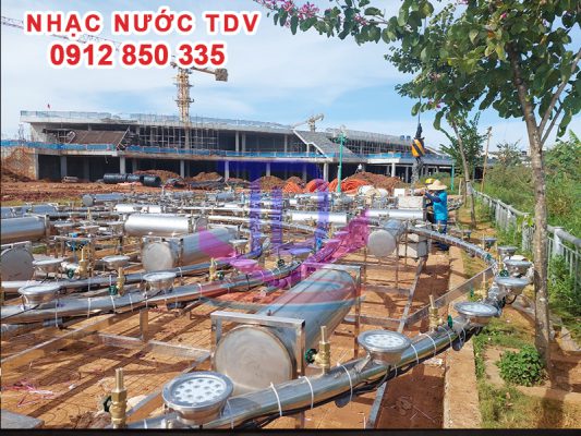 Nhạc nước trên hồ quảng trường Gia Nghĩa - Đắk Nông 7