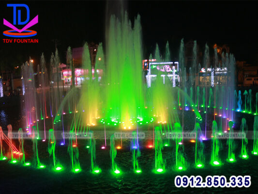 Đài phun nước đền thờ Liệt sĩ Phổ Yên