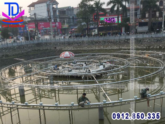 Lắp đặt giàn phun xuống hồ điều hòa