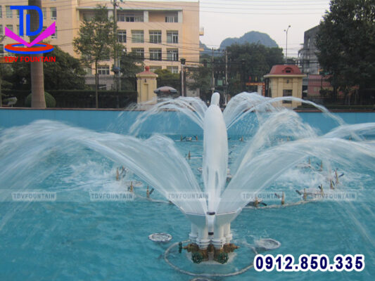 Vòi phun nước hình bông hoa