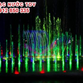 Nhạc nước âm sàn được thiết kế ẩn dưới mặt sàn, tạo cảm giác gọn gàng và an toàn