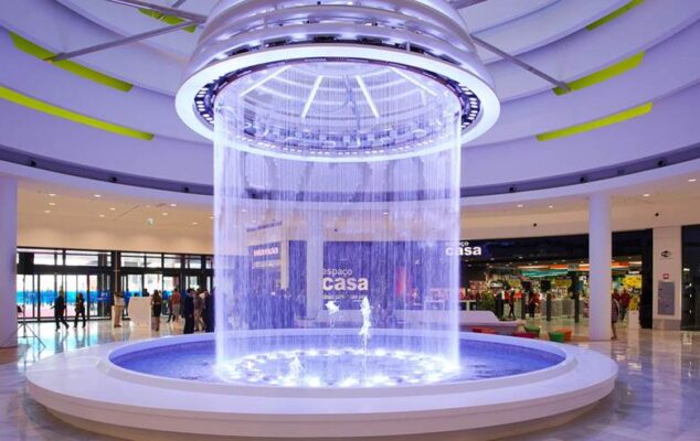 Màn nước kỹ thuật số được thiết kế với cấu trúc riêng biệt, đảm bảo độ chính xác cao.