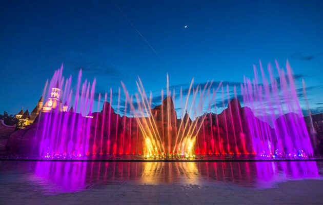 Vinpearl Nha Trang mới là điểm đáp cho những ai muốn thưởng thức show nhạc nước đỉnh cao.