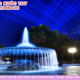 Nhạc nước hình elip được thiết kế linh hoạt về kiểu dáng