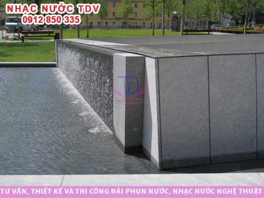 Đài phun nước bê tông vuông - hình học
