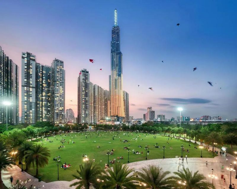 Vinhomes Central Park bên sông Sài Gòn