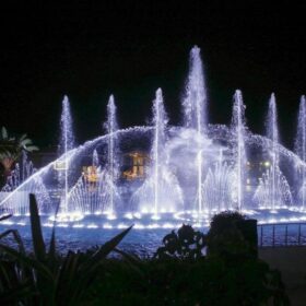 Đừng để nhạc nước xuống cấp sau bàn giao