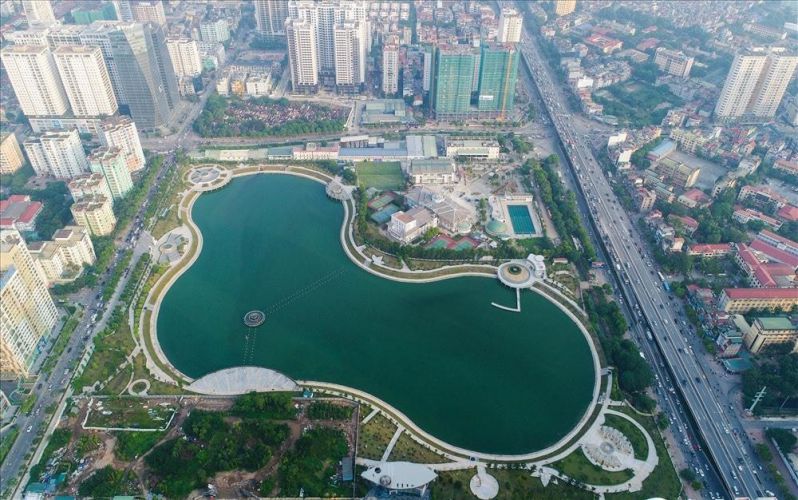 Làm nhạc nước hồ điều hòa đang vận hành